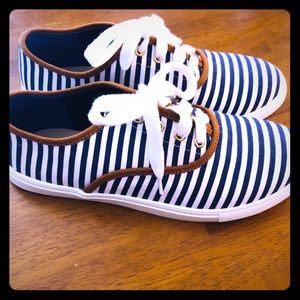 Striped Flat Sneakers